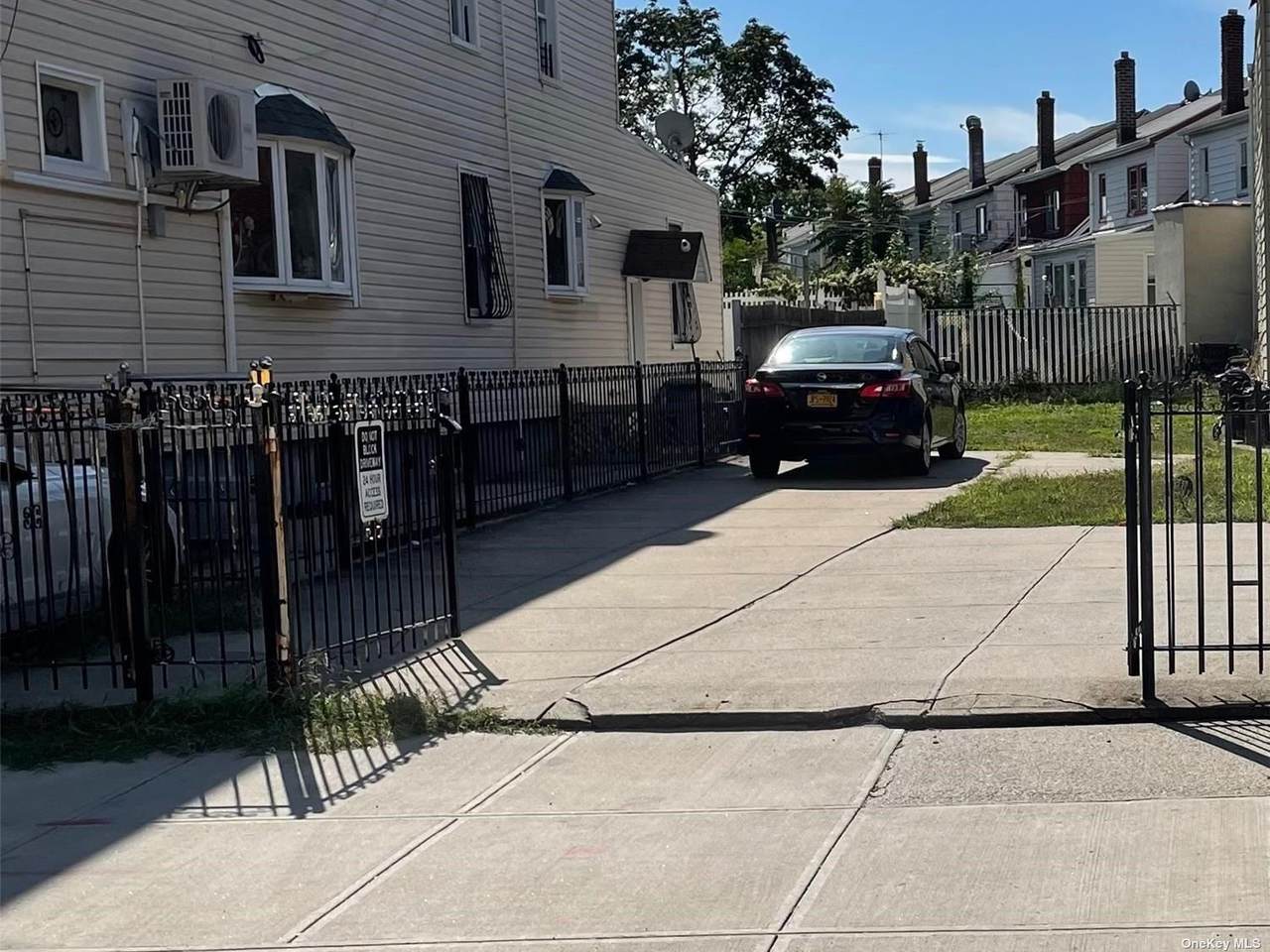 57-40 Mazeau Street - Photo 1
