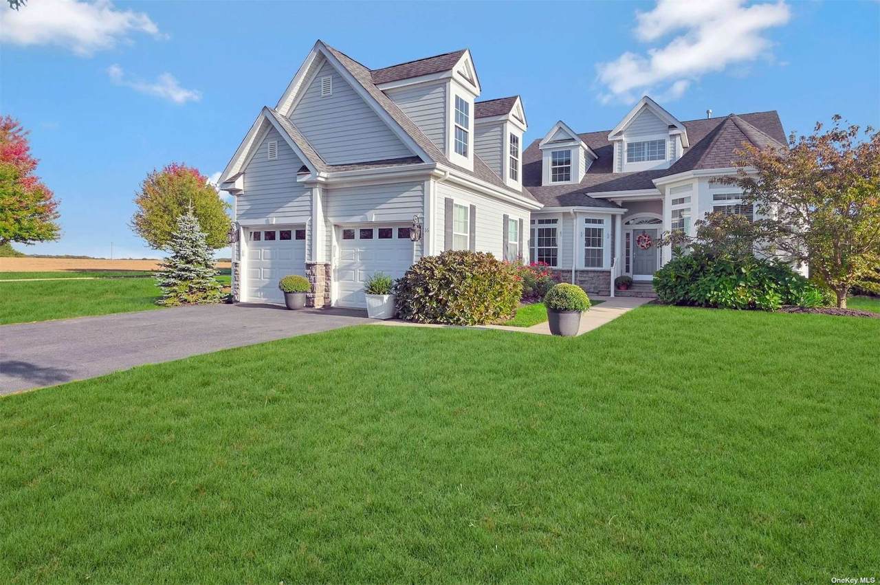 16 Foxglove Row - Photo 1