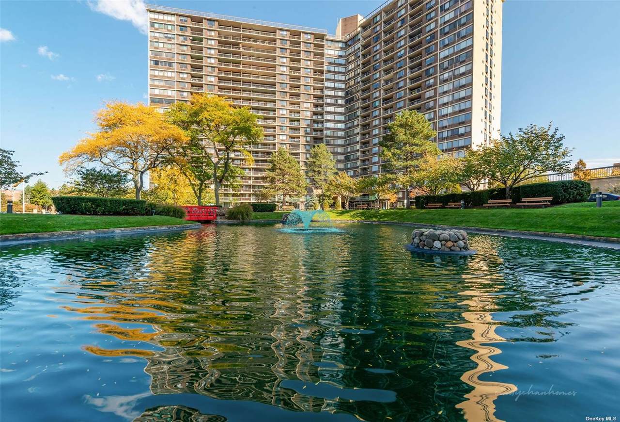 1 Bay Club Drive - Photo 1