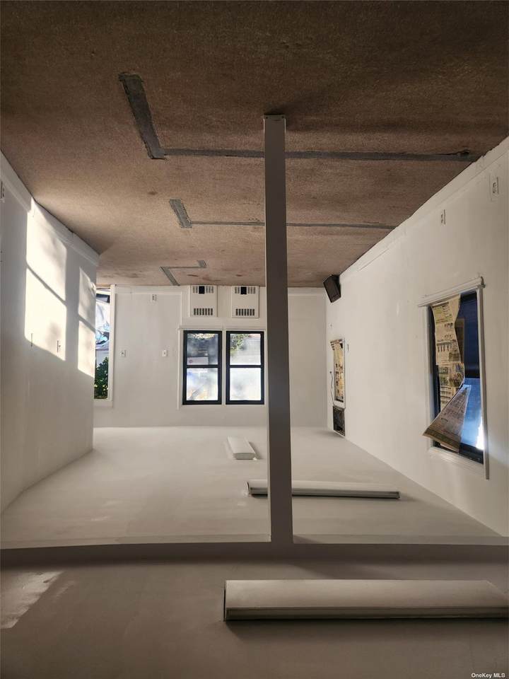 29-09 Union Street - Photo 1