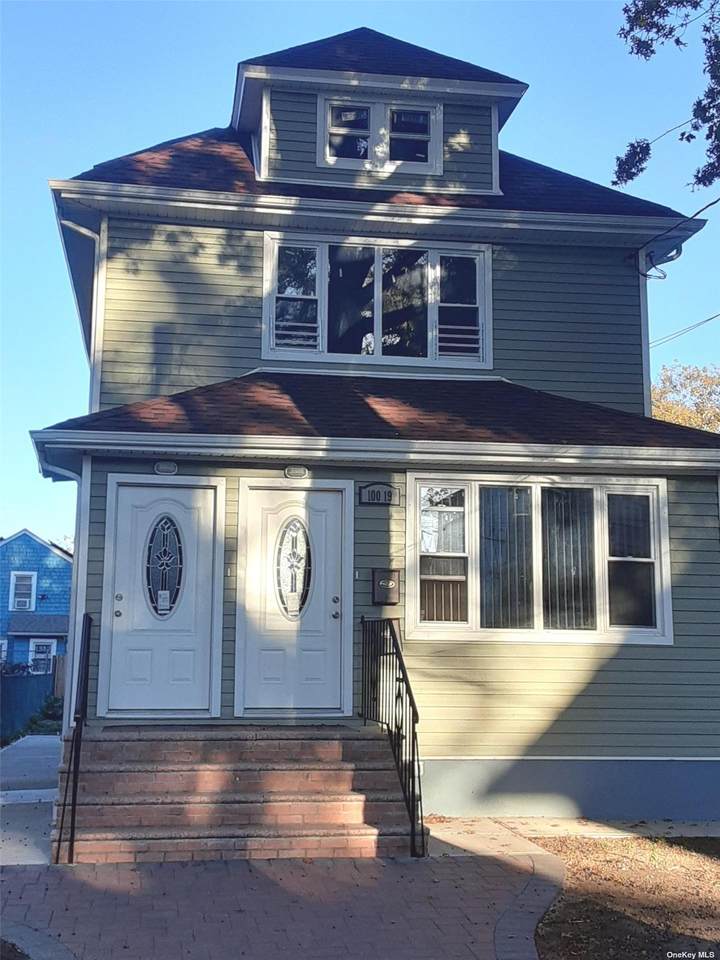 100-19 201st Street - Photo 1
