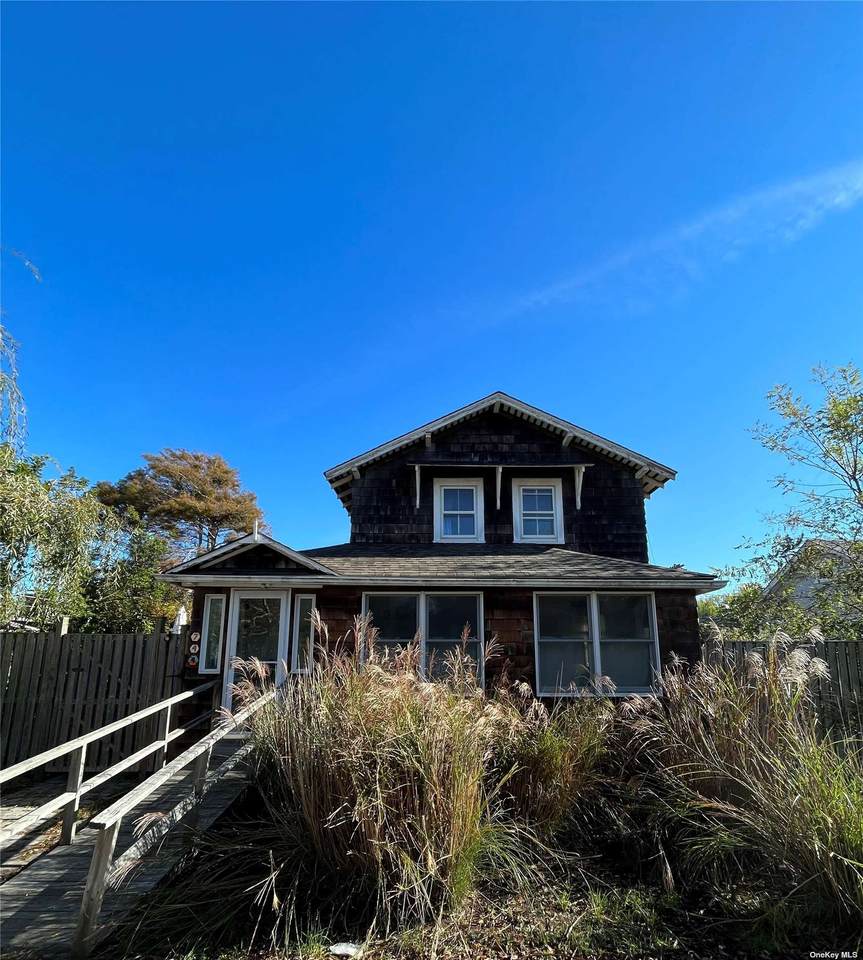 744 Ocean Breeze Walk - Photo 1