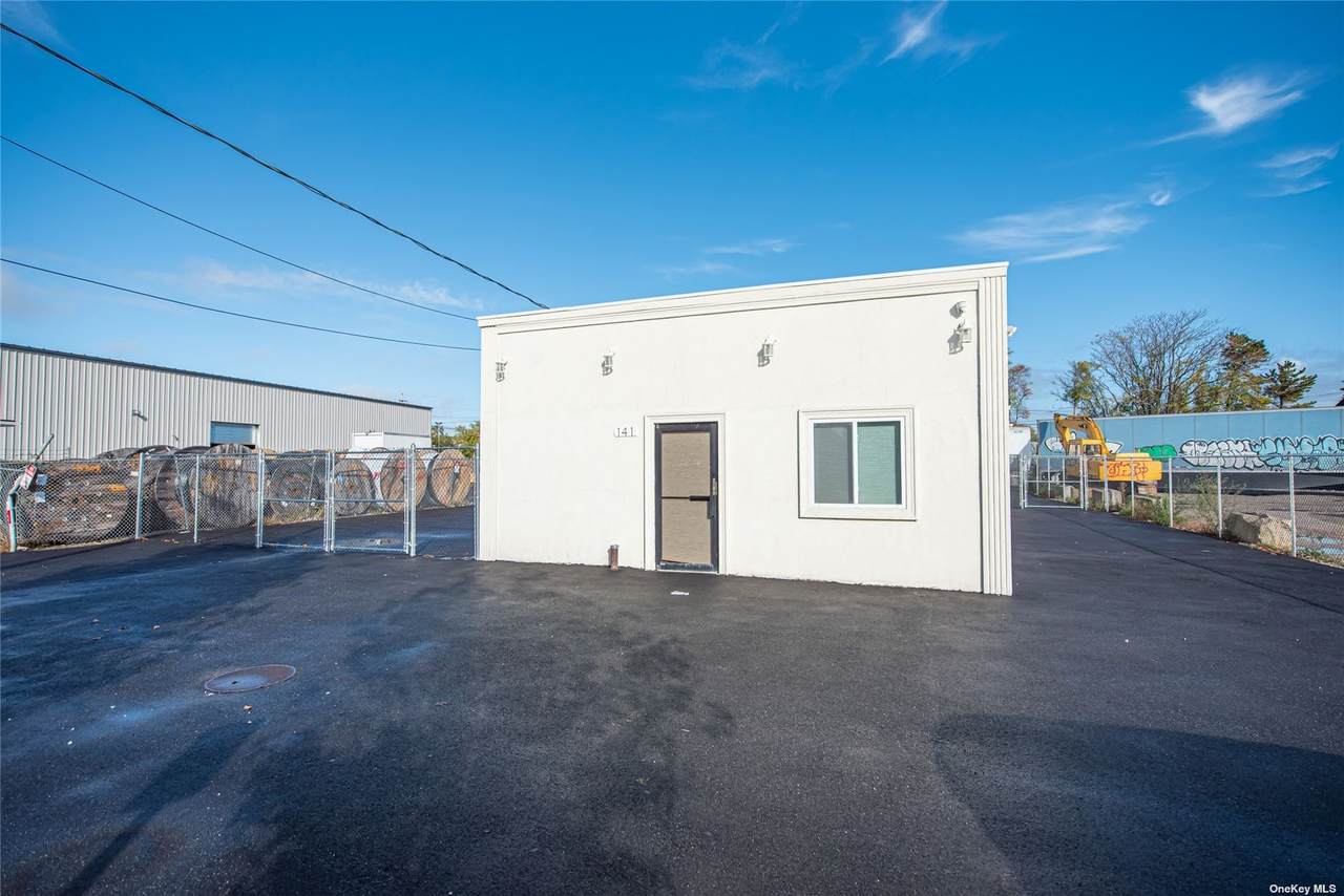 141 Pine Aire Drive - Photo 1