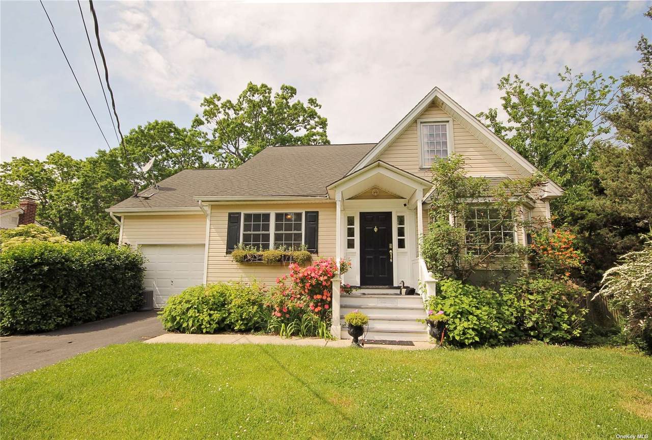 73 Rugby Drive - Photo 1
