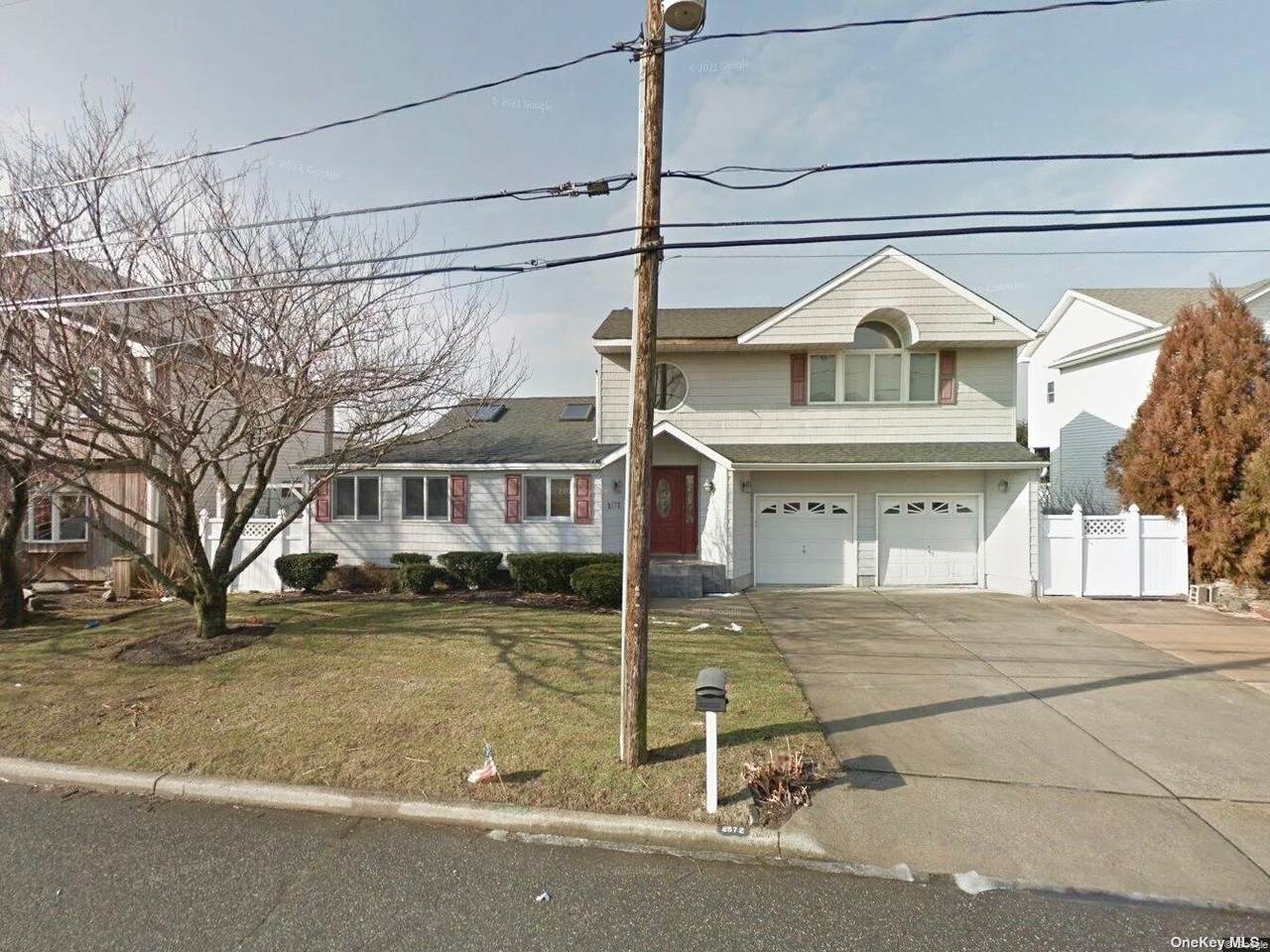 2572 Riverside Avenue - Photo 1