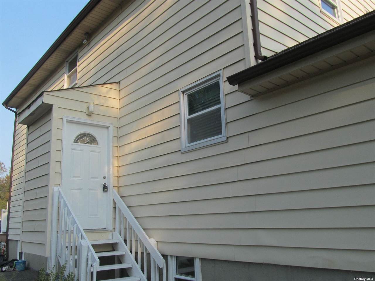 7 4th Avenue - Photo 1