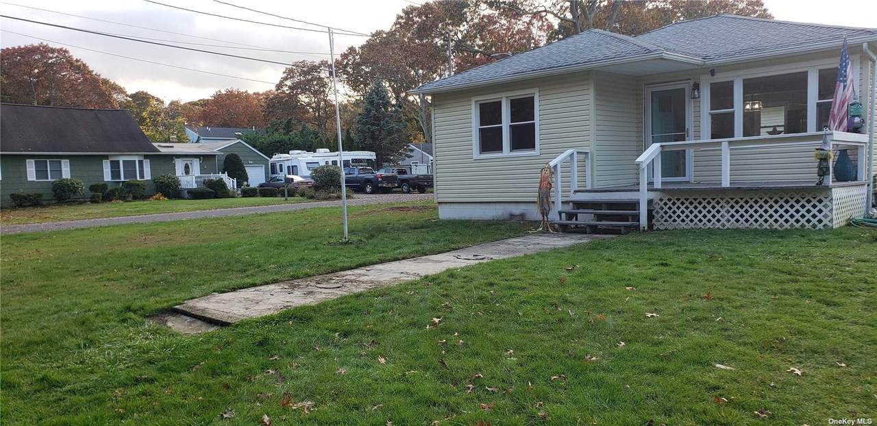 280 Monroe Drive - Photo 1