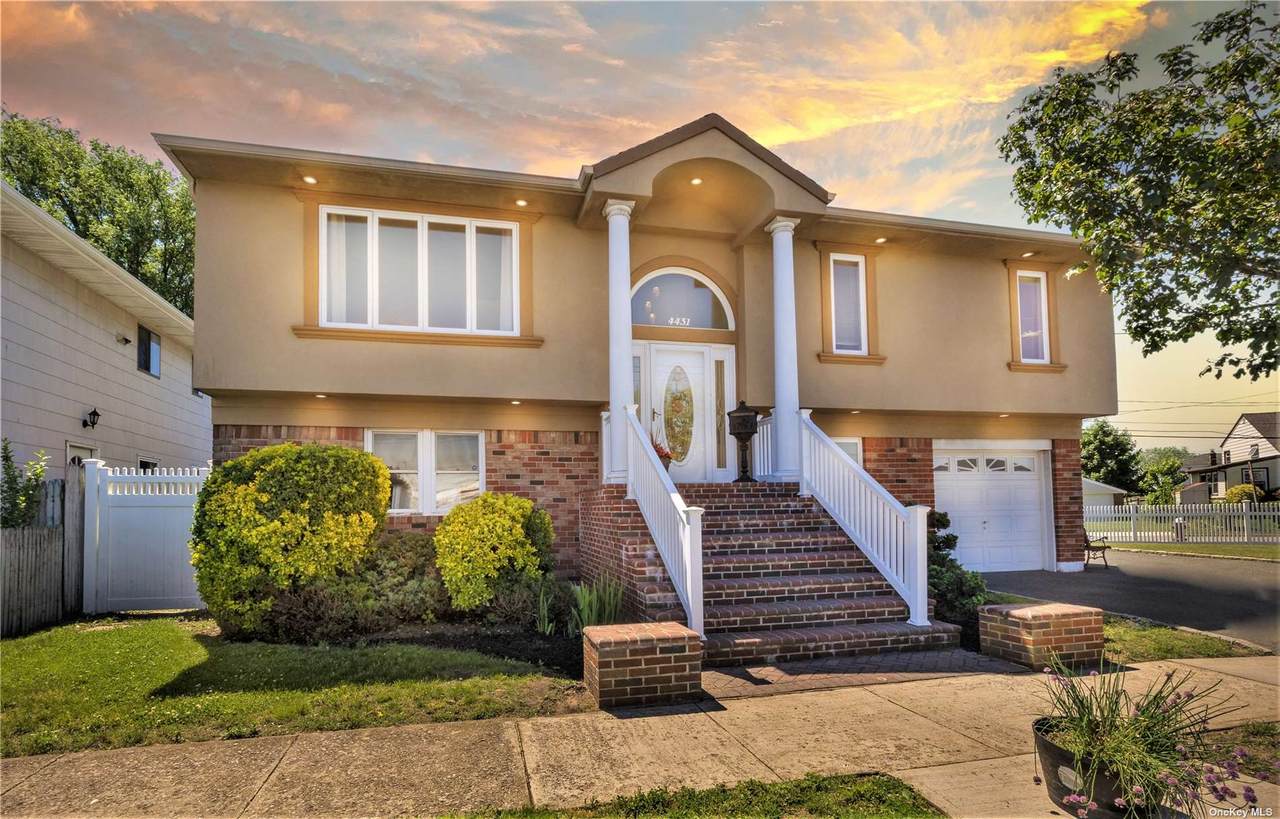 4431 Broadway - Photo 1