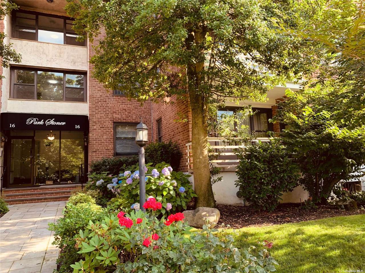 14 Stoner Avenue - Photo 1
