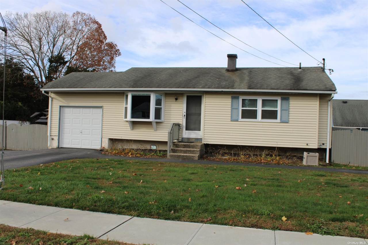 26 Salem Lane - Photo 1