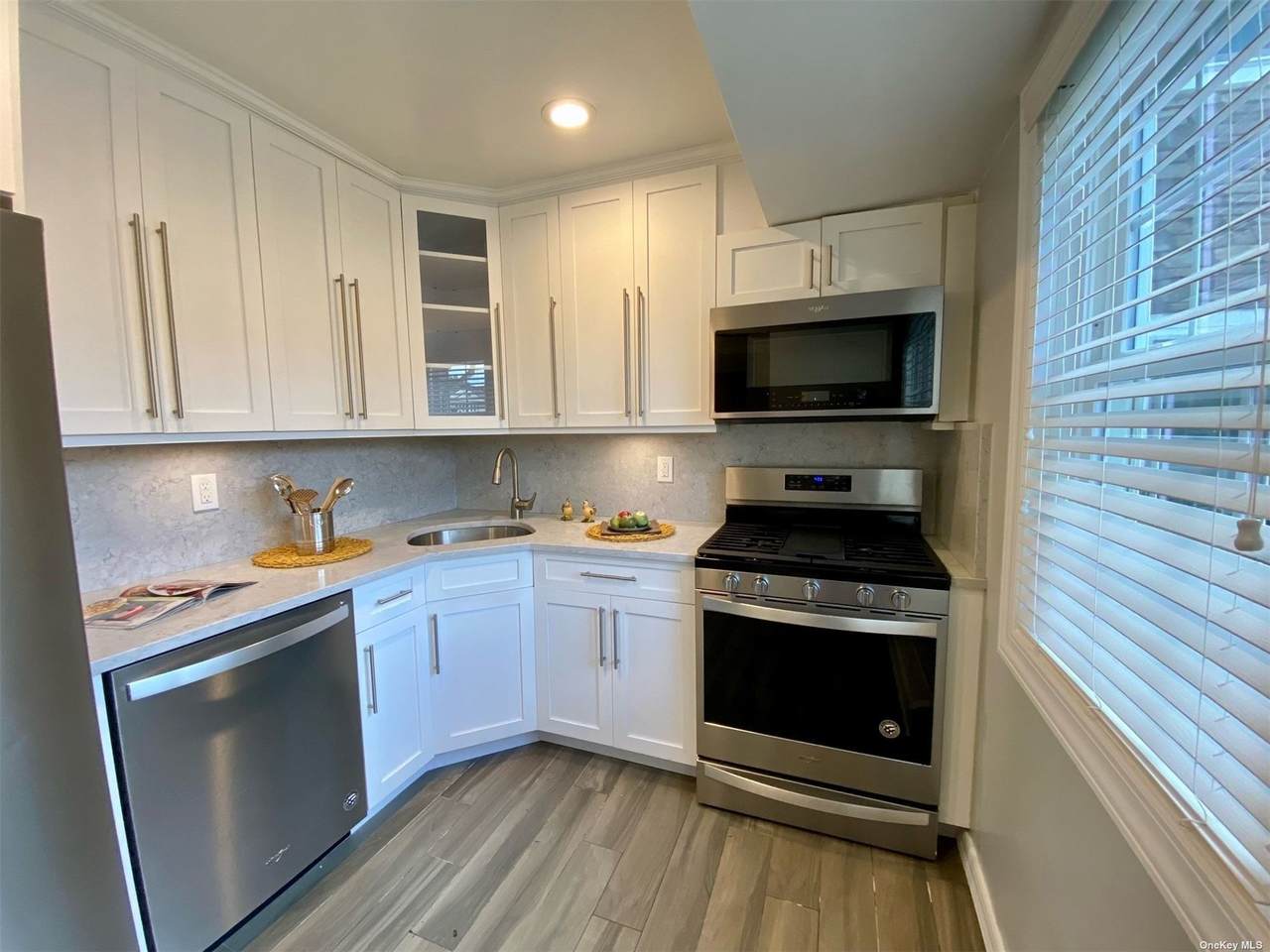 100 Terrace - Photo 1