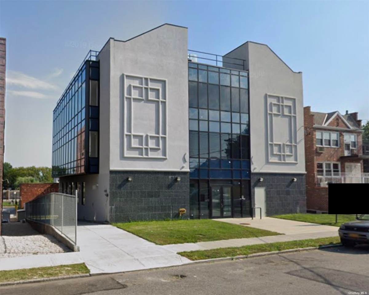 8810 Avenue J - Photo 1