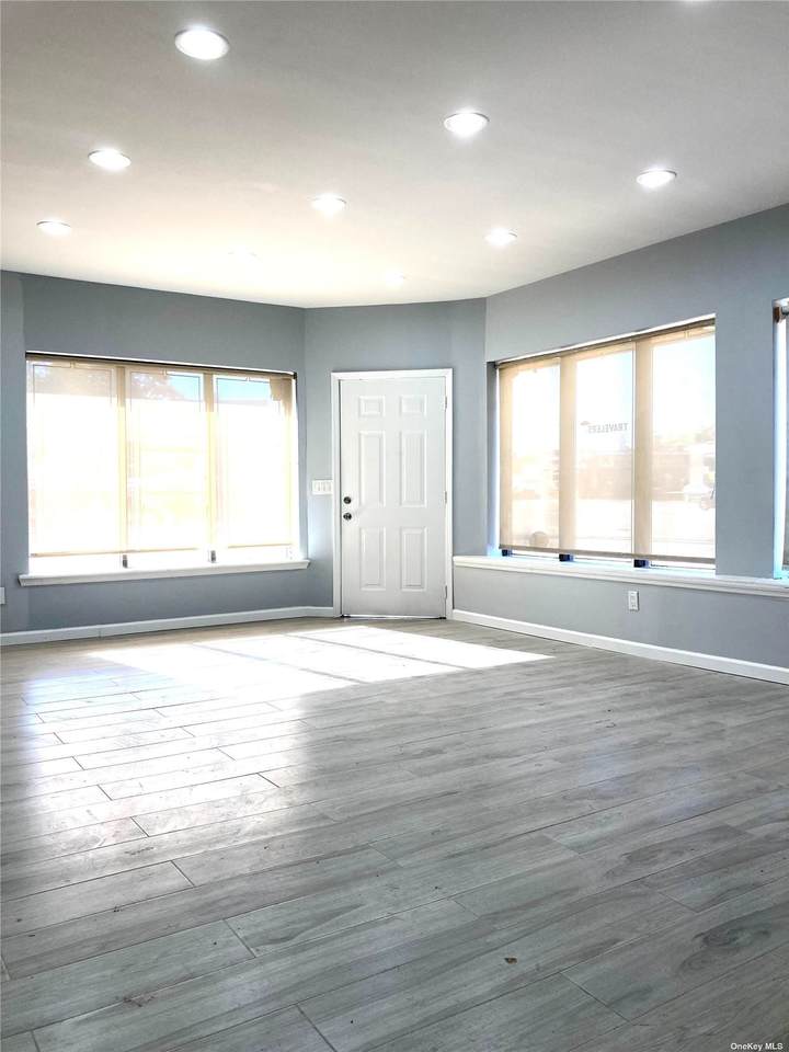 202 Sheridan Boulevard - Photo 1