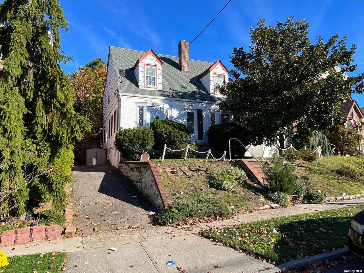157-37 13th Avenue - Photo 1