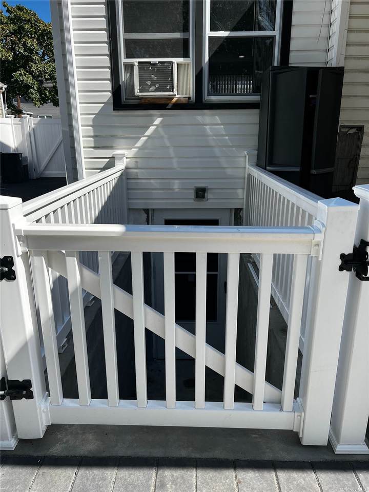 708 Virginia Avenue - Photo 1