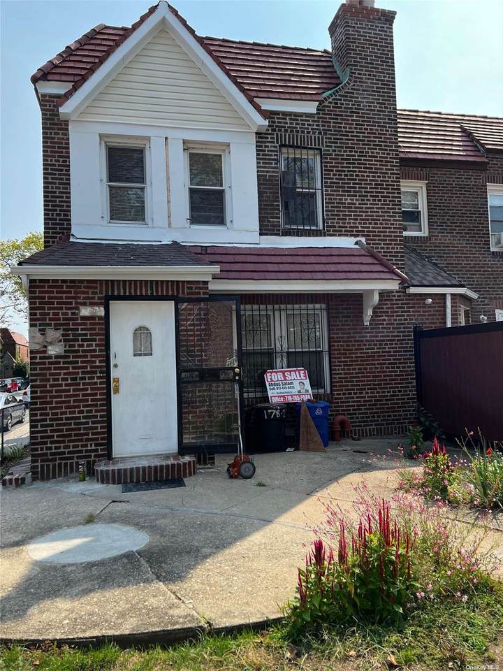 178-24 Leslie Road - Photo 1