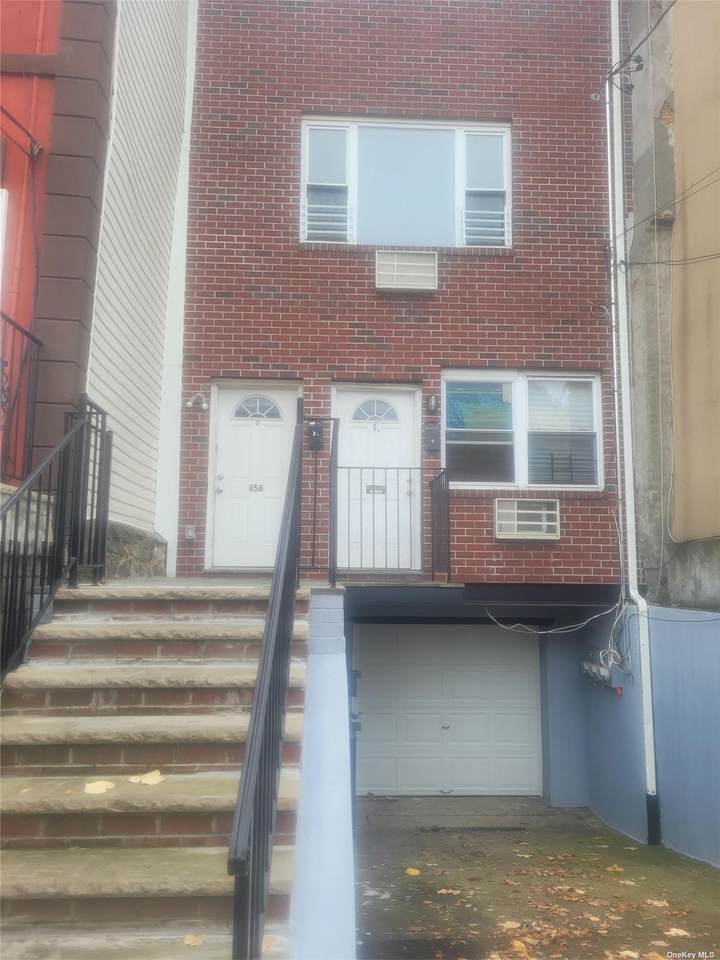 456 Glenmore Avenue - Photo 1