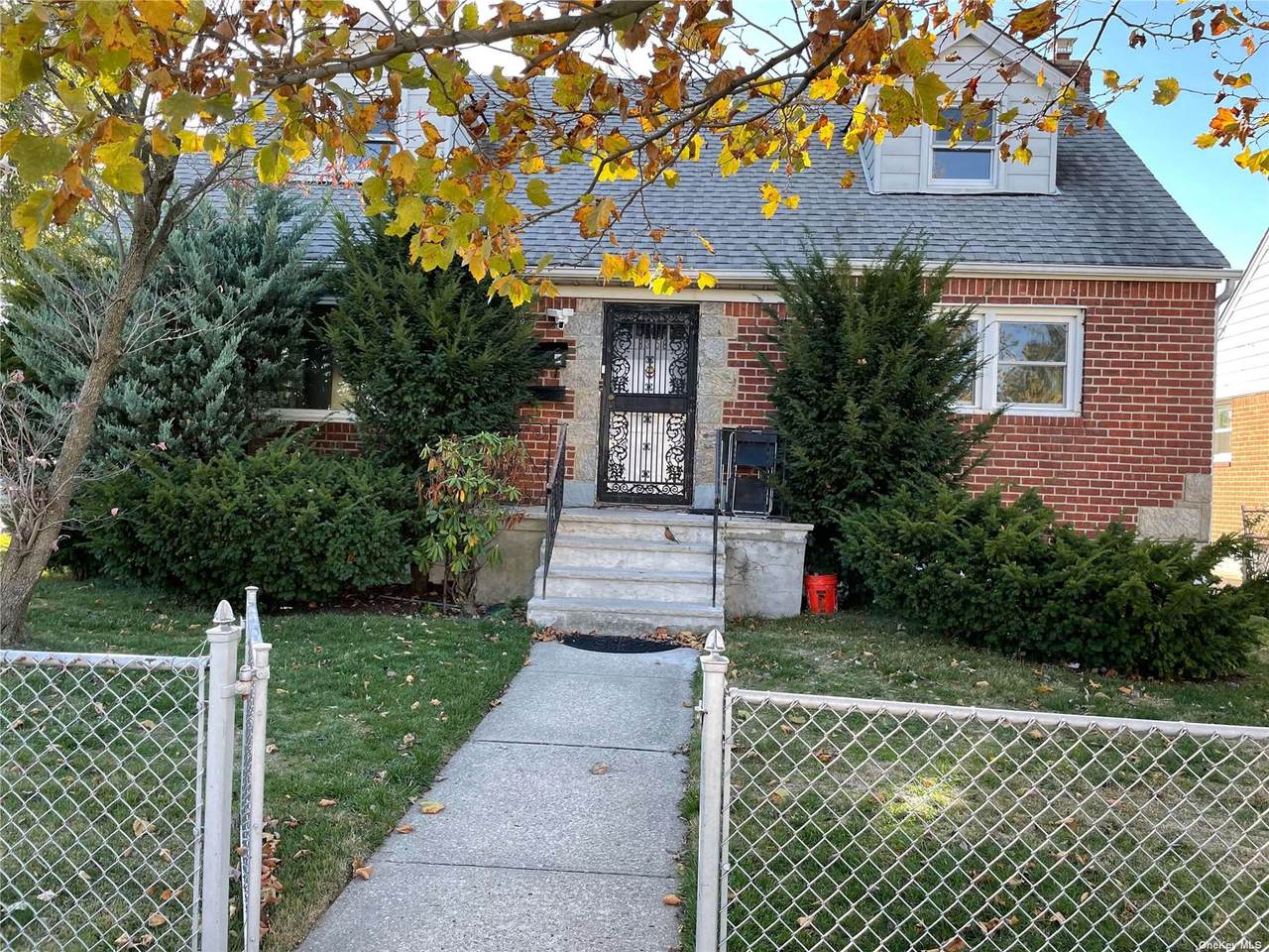 83-58 253rd Street - Photo 1