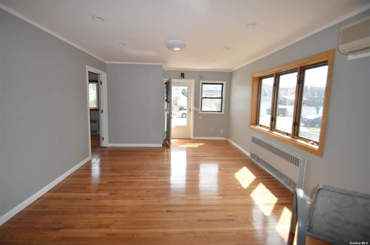 574 Lincoln Avenue - Photo 1