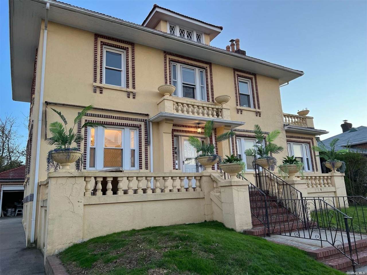 114 Olive Street - Photo 1