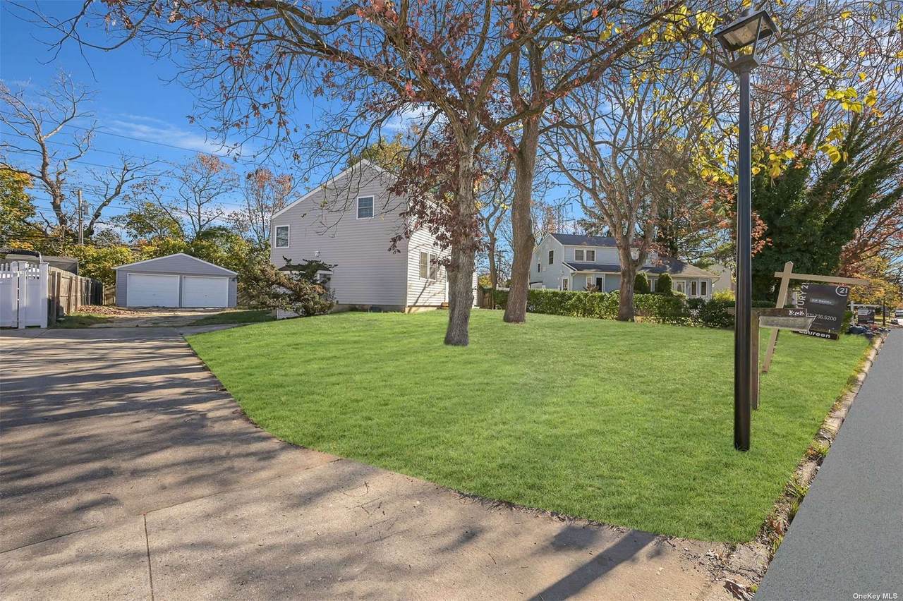 322 Eastwood Boulevard - Photo 1