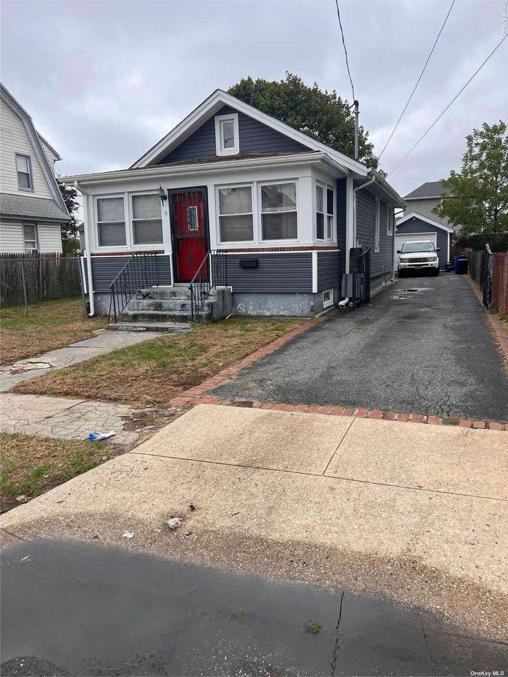 9 Rosedale Avenue - Photo 1