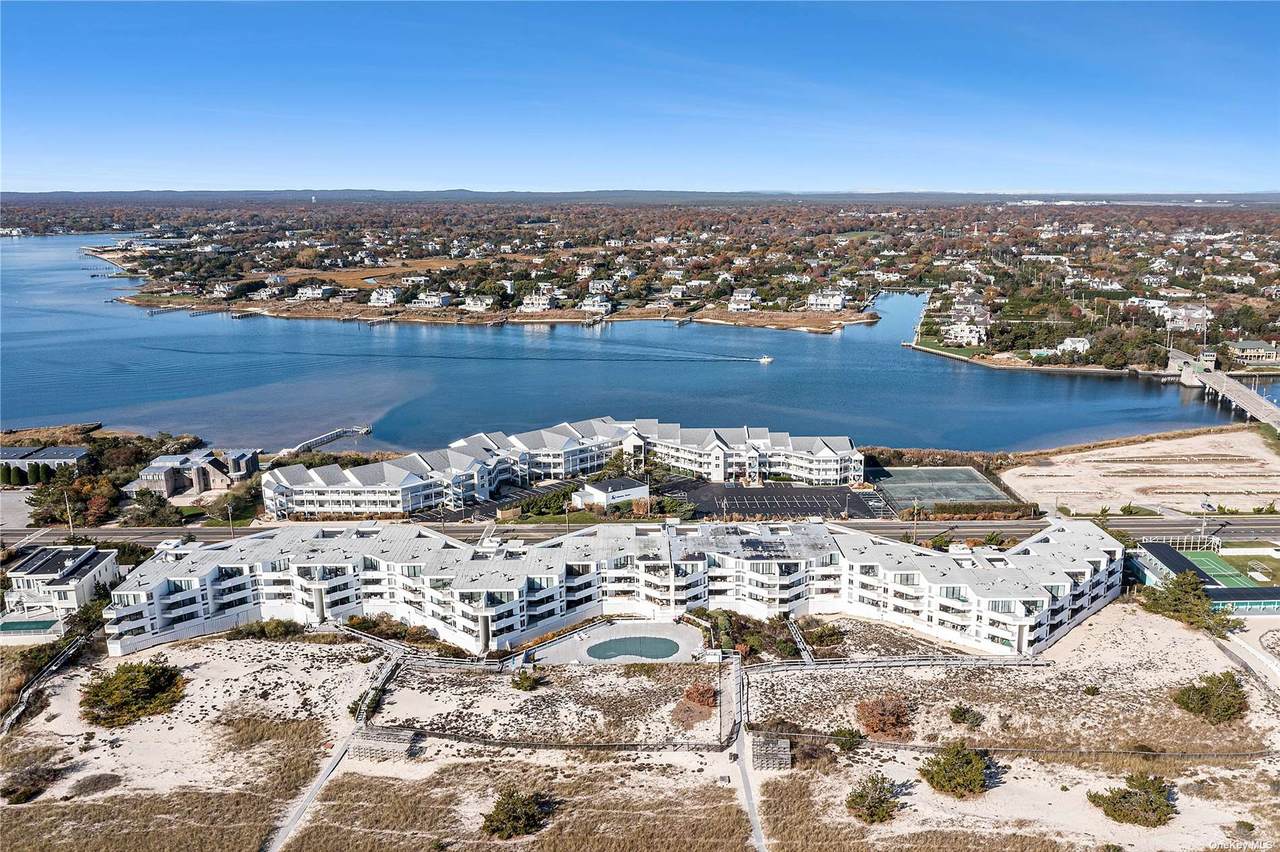 261 Dune Road - Photo 1