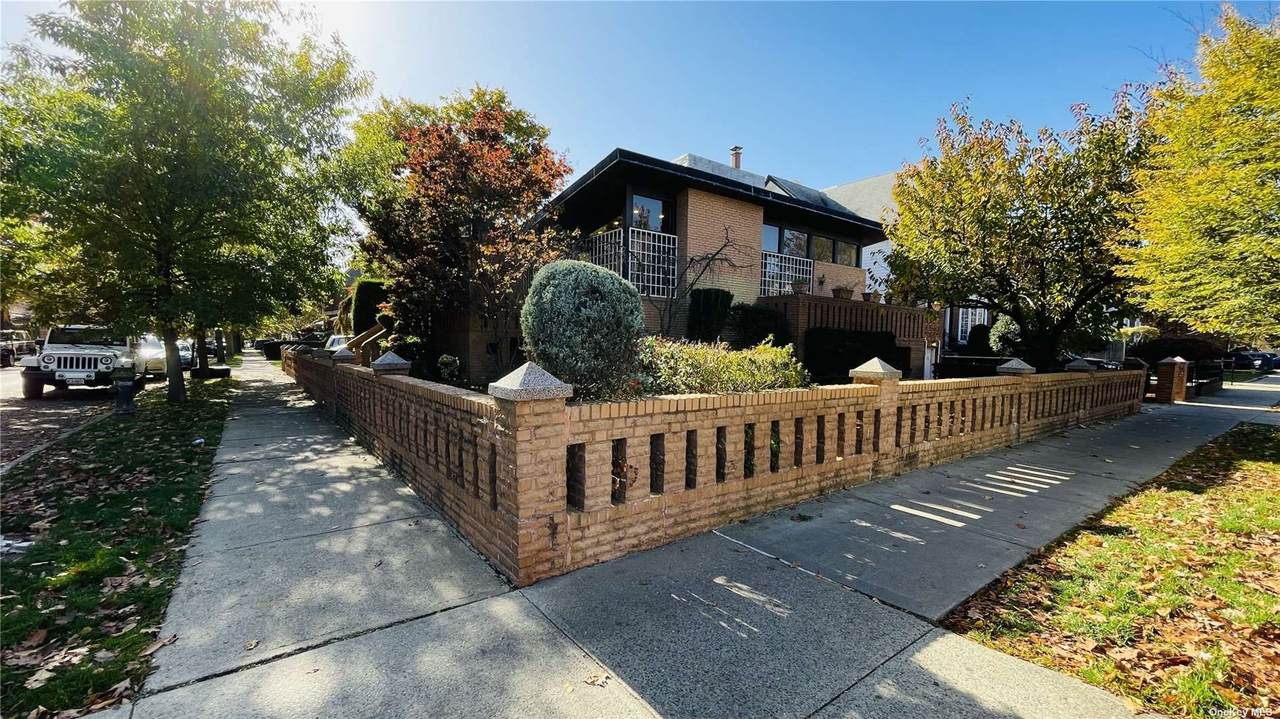 1370 22nd Street - Photo 1