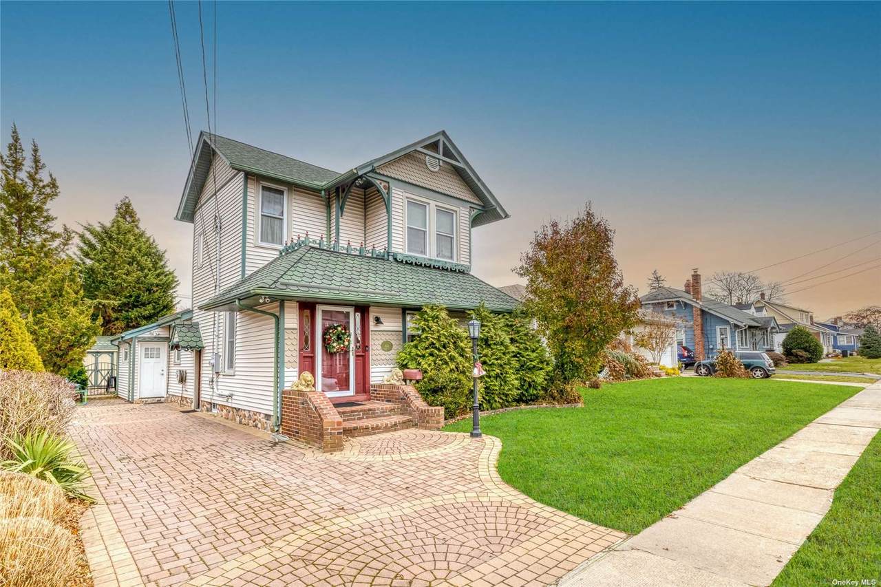 408 1 Street - Photo 1
