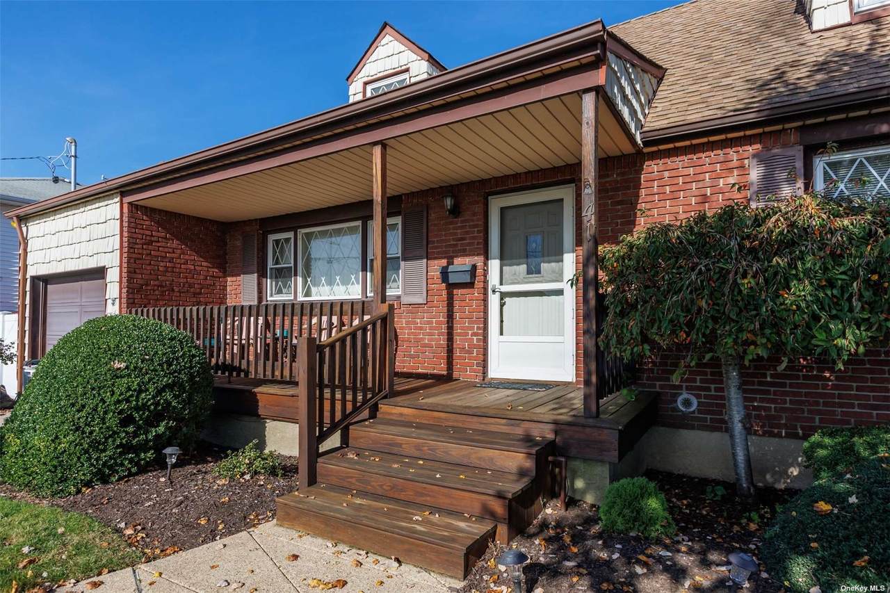 41 Carolina Avenue - Photo 1