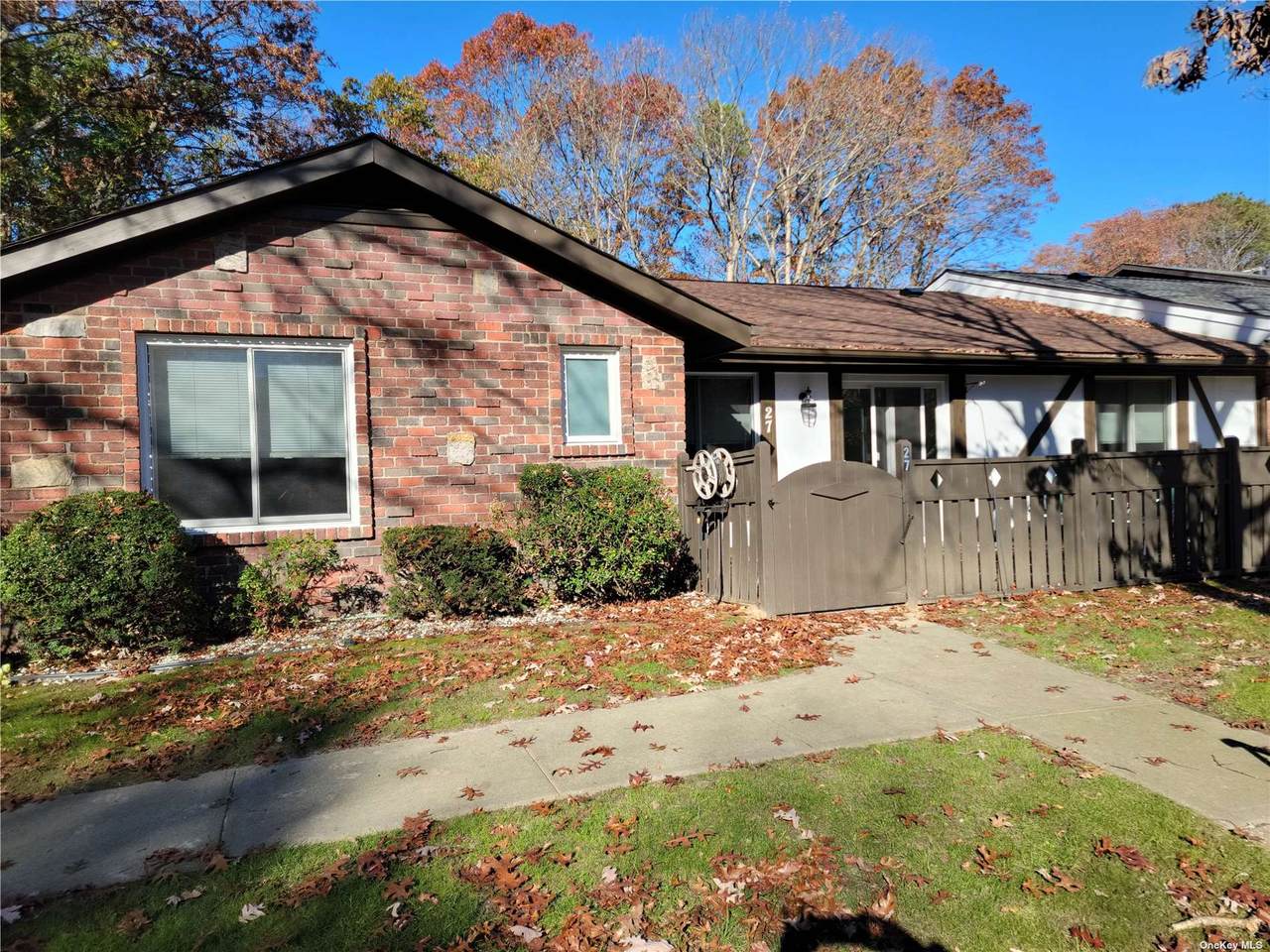 27 Birchwood Road - Photo 1