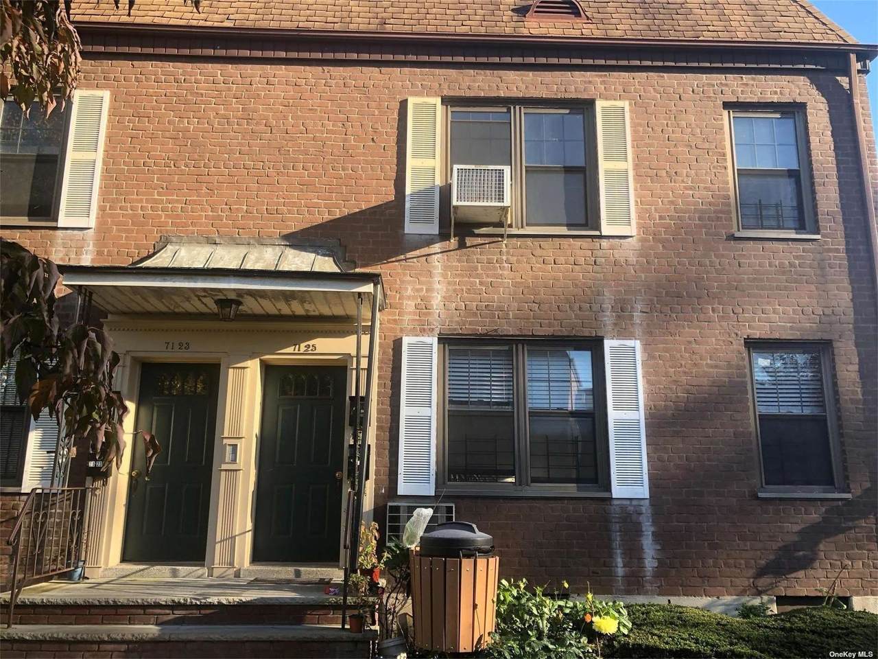 71-25 Park Dr E. - Photo 1