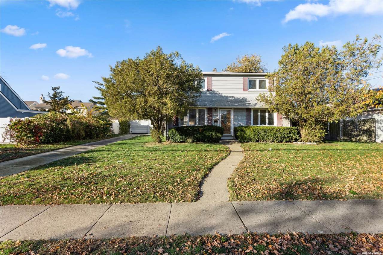 294 Montgomery Avenue - Photo 1