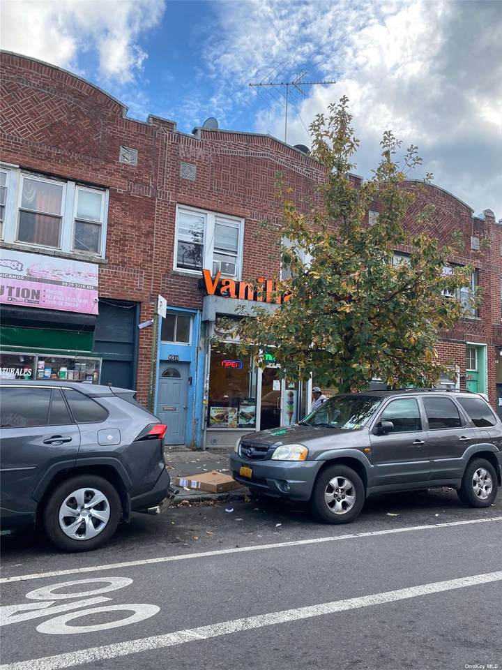 92-13 Roosevelt Avenue - Photo 1