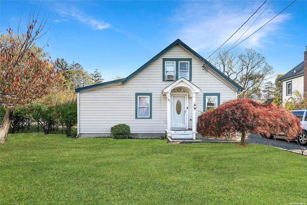 195 Lincoln Avenue - Photo 1