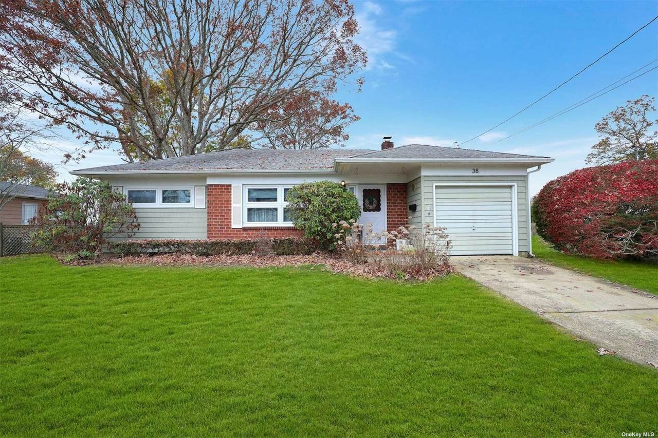 38 Colony Drive - Photo 1