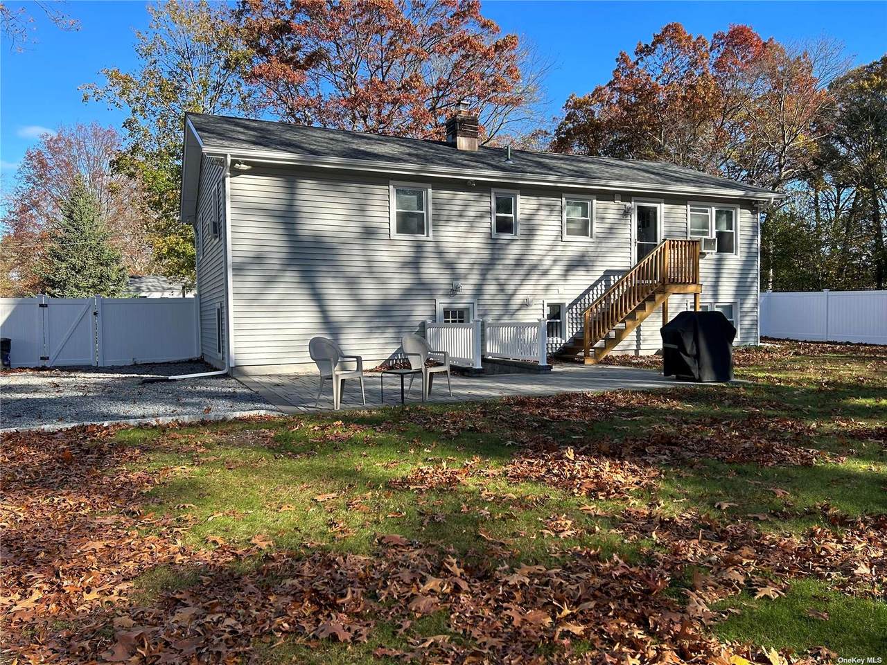 12 Dee Place - Photo 1