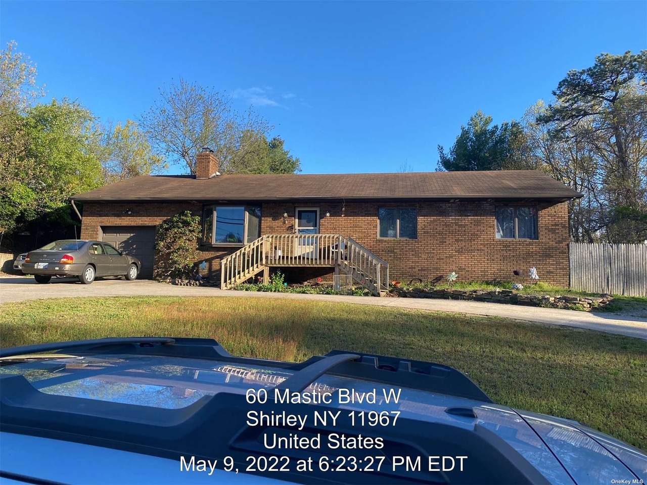 60 Mastic Boulevard - Photo 1