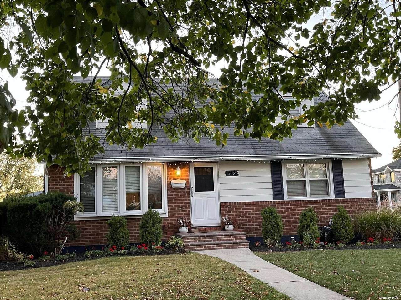 219 White Road - Photo 1