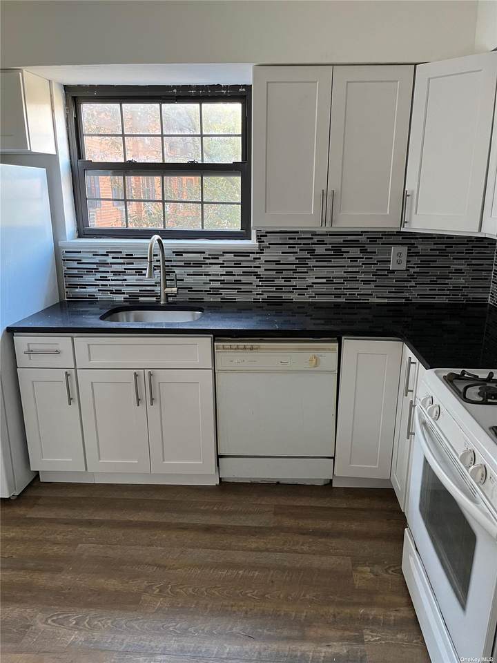 219-66 64th Avenue - Photo 1
