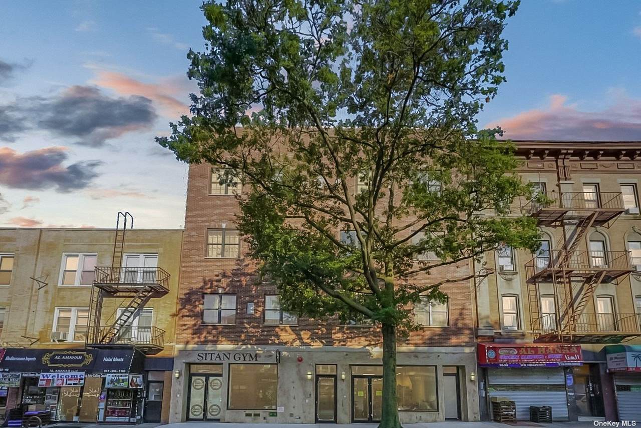 25-34 Steinway Street - Photo 1