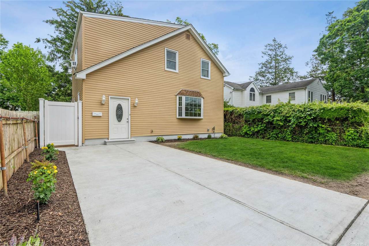 2481 Devon Street - Photo 1