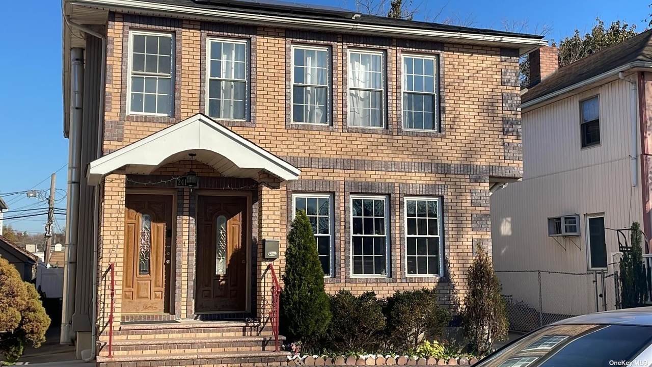 241-11 85th Road - Photo 1