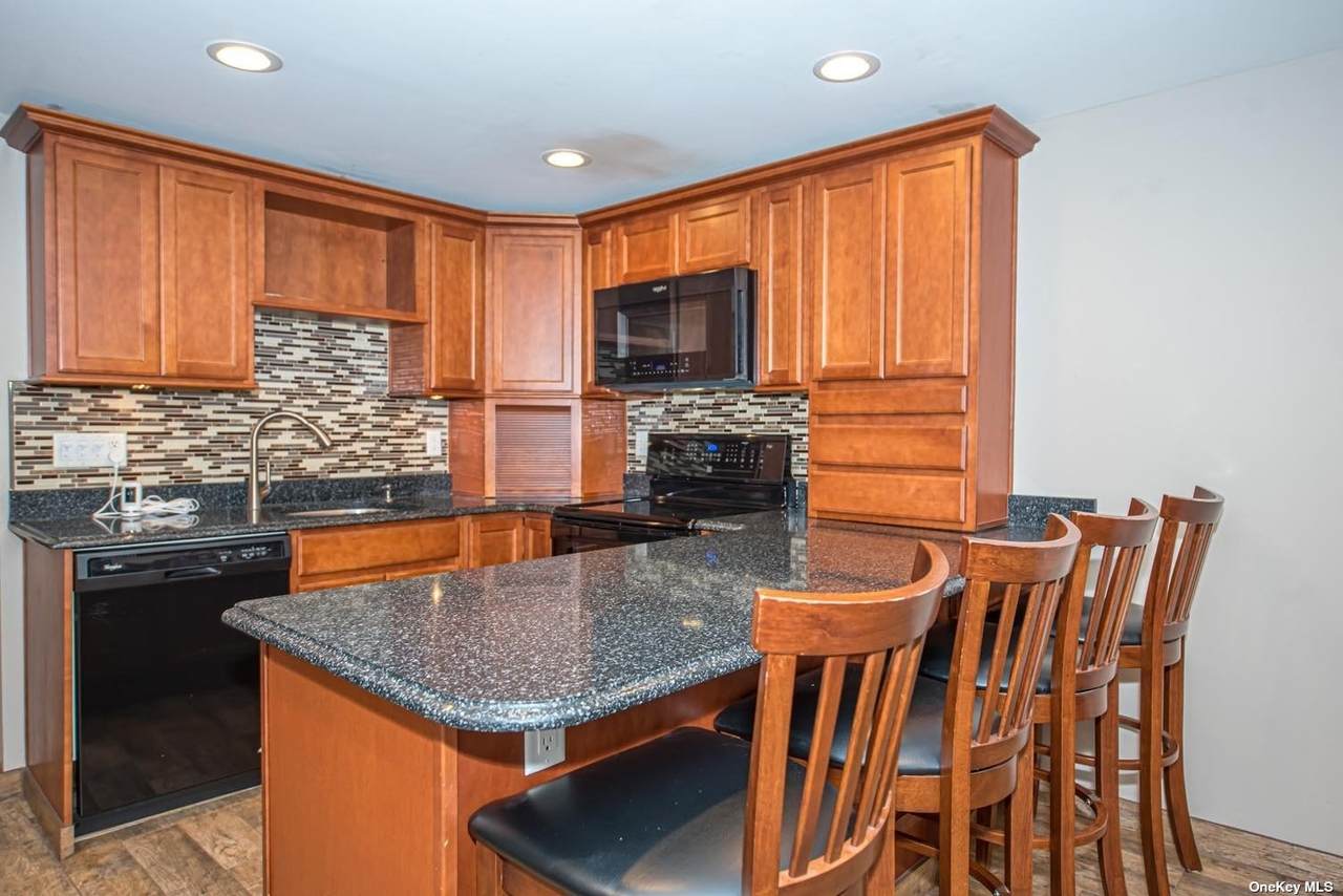16 Wildwood Street - Photo 1