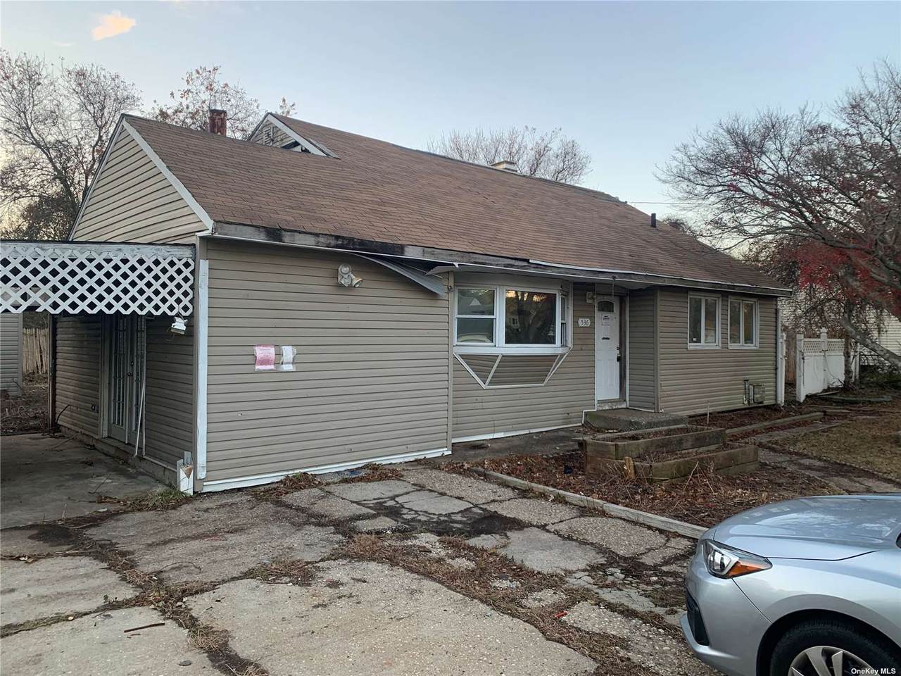 536 Macdonald Avenue - Photo 1