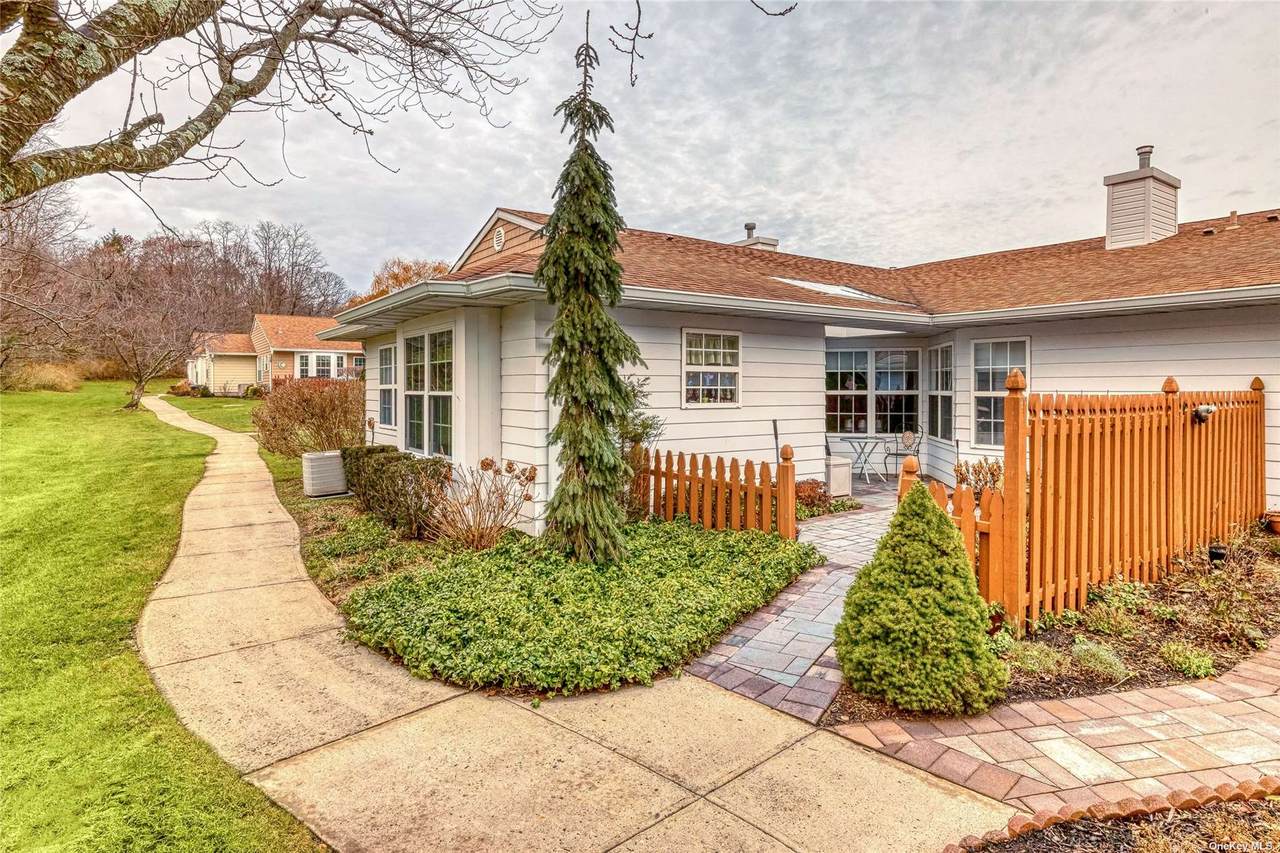 180 Theodore Drive - Photo 1