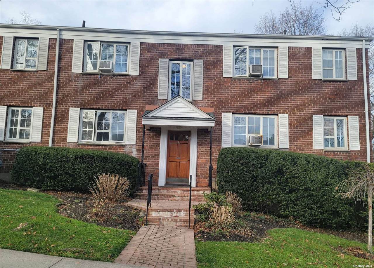 49 Nathan Hale Drive - Photo 1