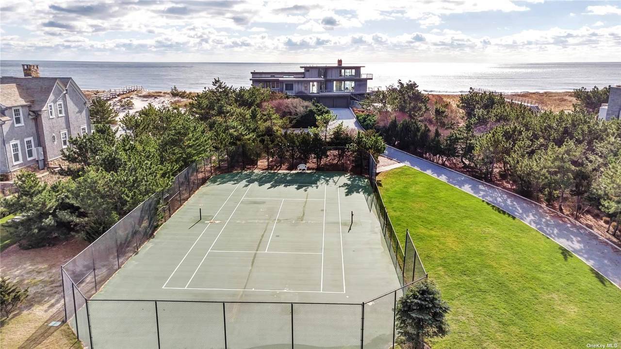 222 Dune Road - Photo 1
