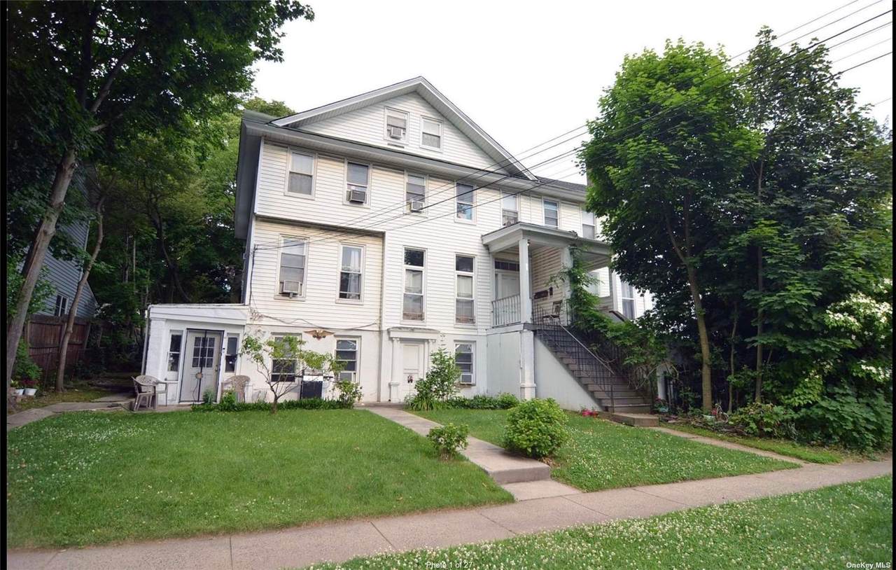 33 Carlton Avenue - Photo 1