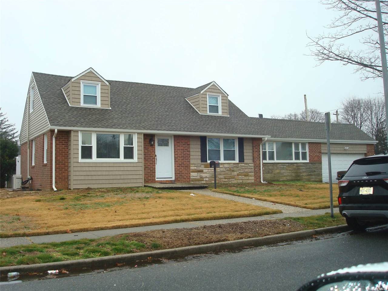 700 School Drive - Photo 1